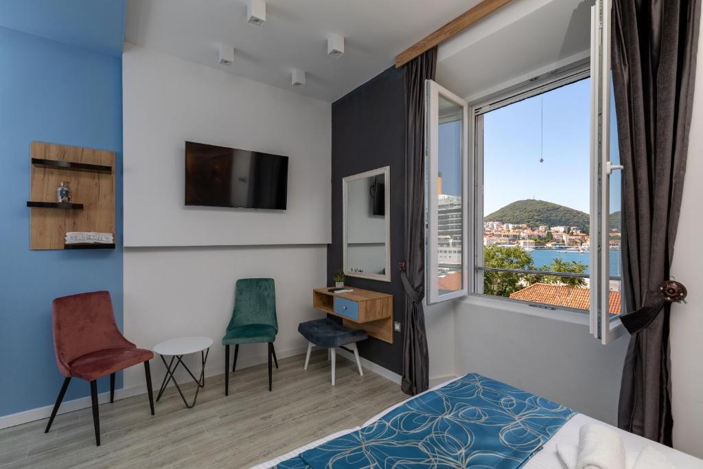 Apartments and Rooms Villa Naida photo 3