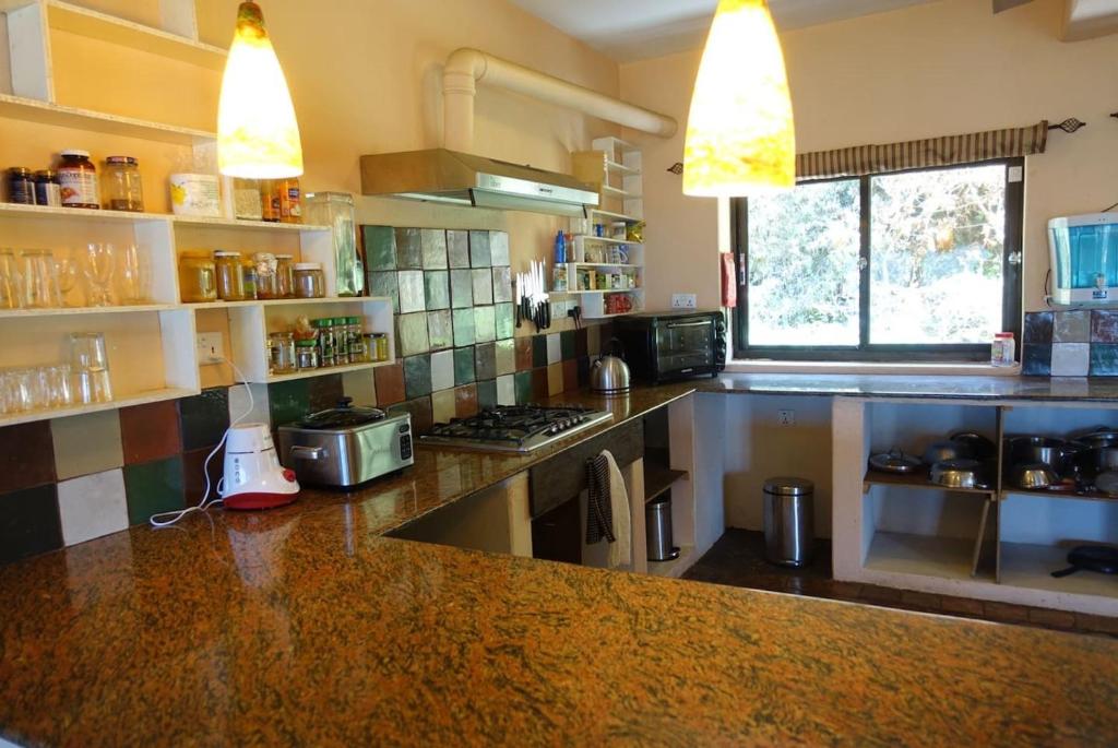 The Lakeview House with Private Pool photo 2