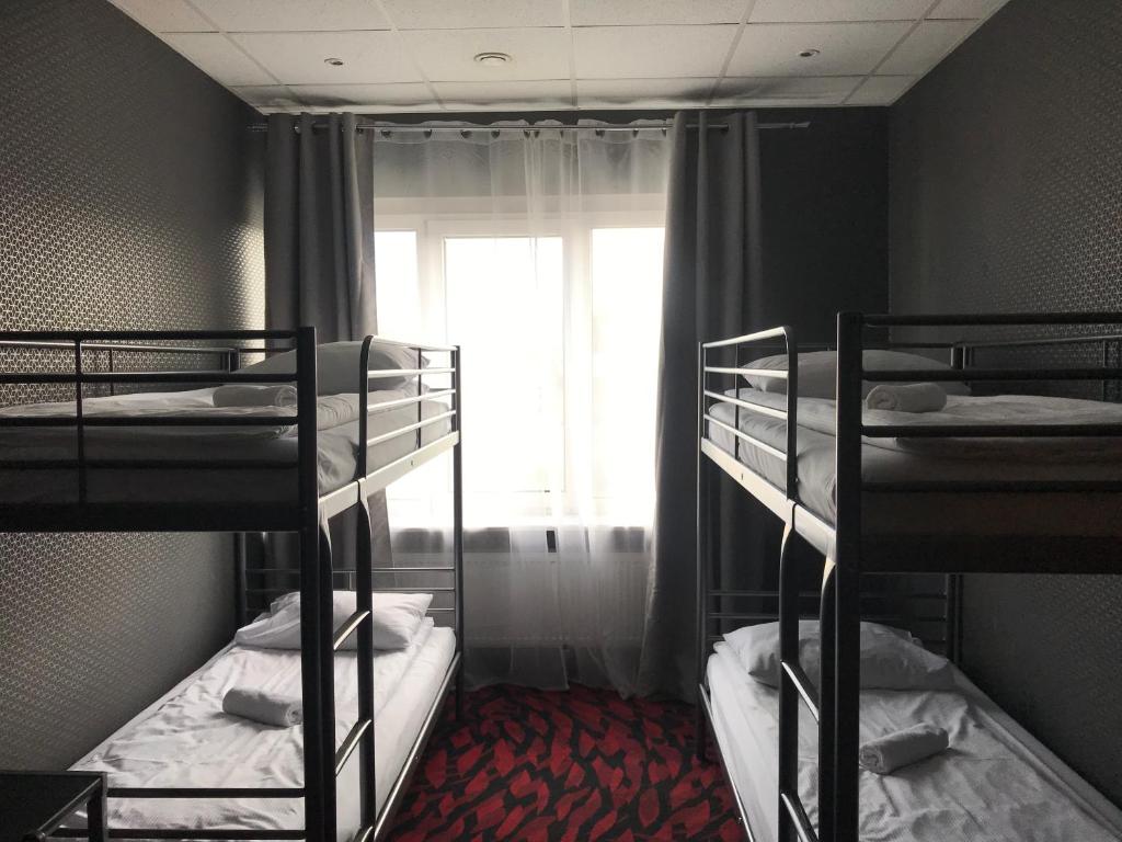 Четырехместный (Четырехместный номер с общей ванной комнатой), Loft Car Factory