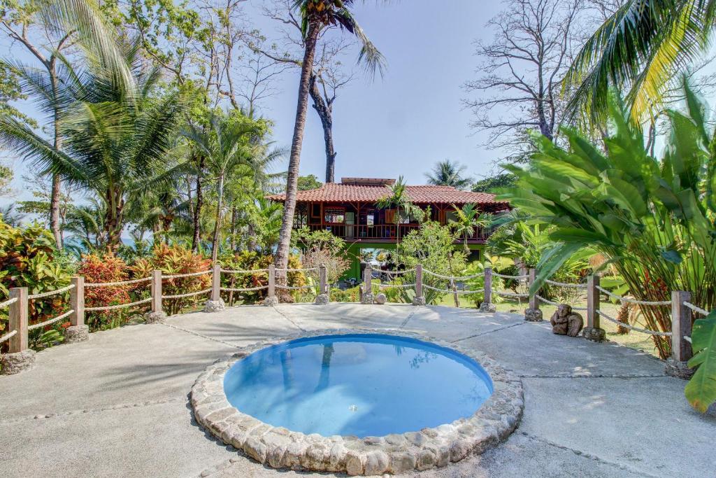 Casa Verde + Contiki photo 1