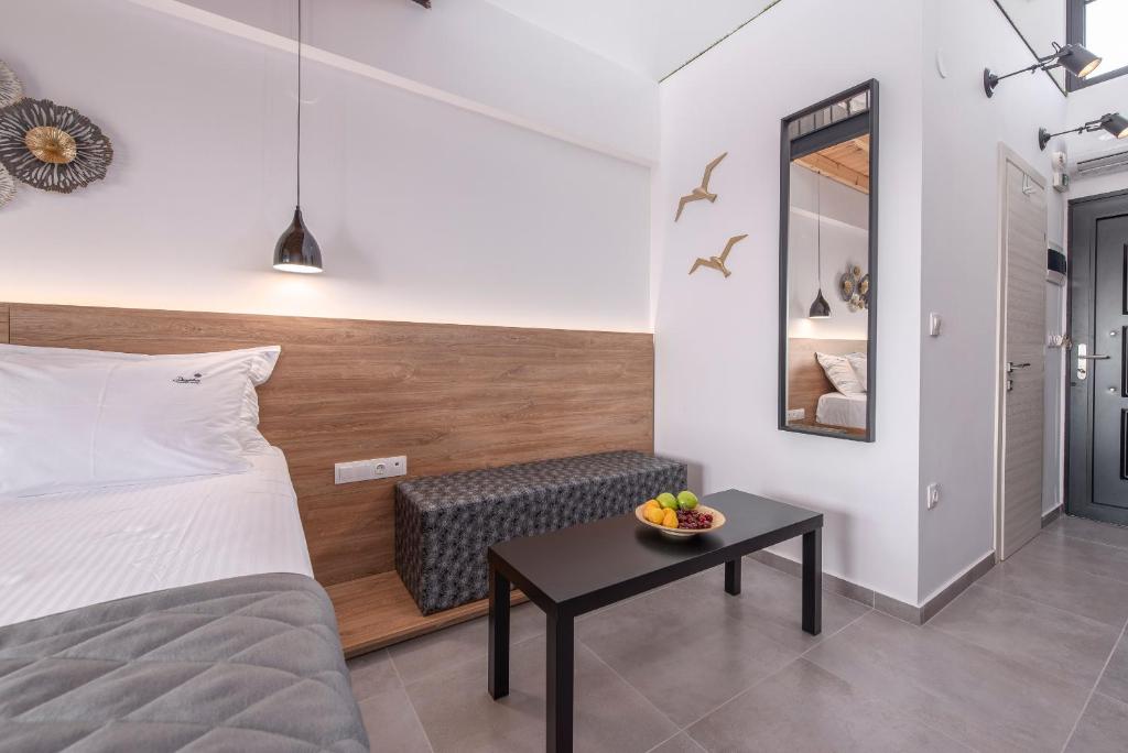 Сьюит (Улучшенный люкс), Dandelion Suites