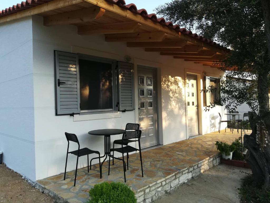 Janakis Garden Livadi photo 2