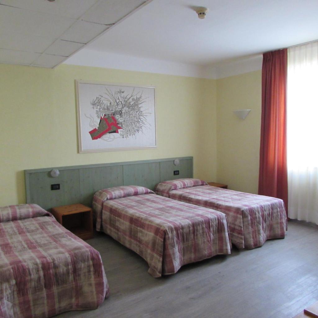 Hotel Alpi Del Mare photo 4