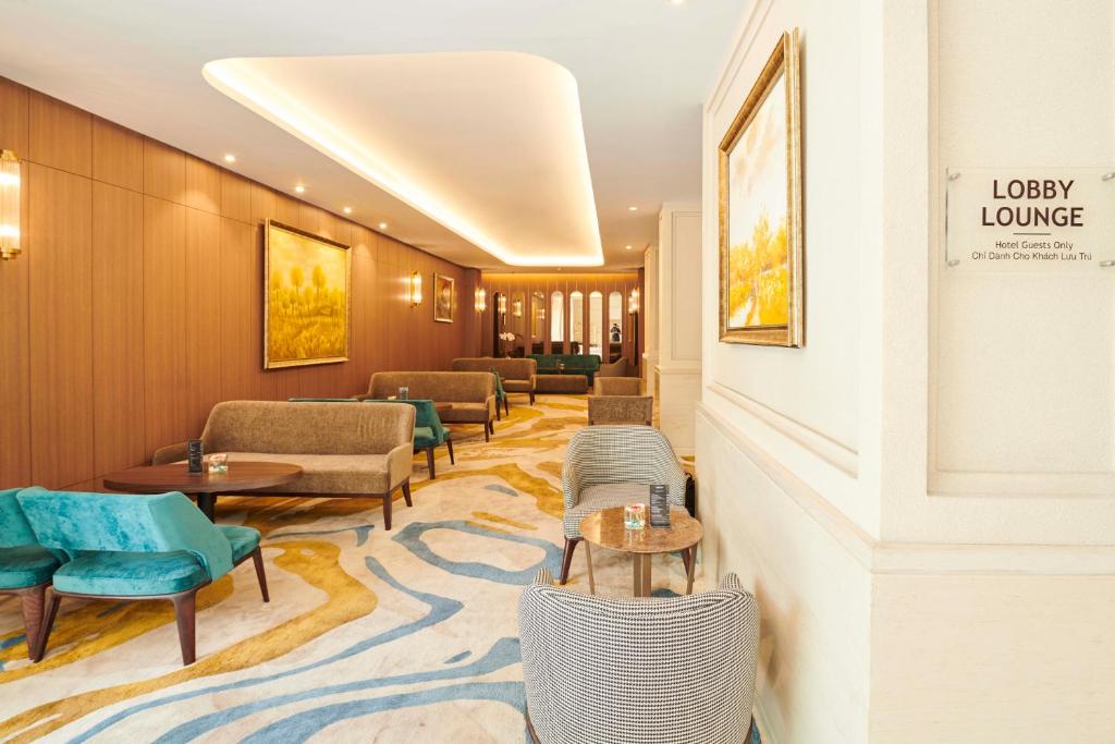 Khách sạn Eastin Grand Saigon