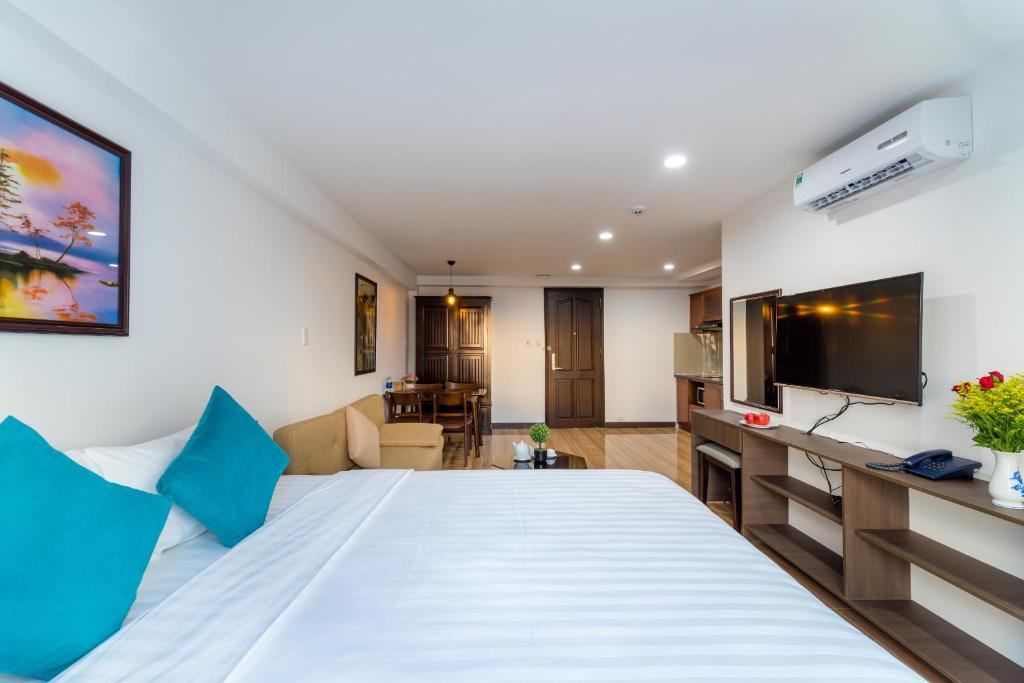 Двухместный (Большой двухместный номер с 1 кроватью), Sea Sand Hotel
