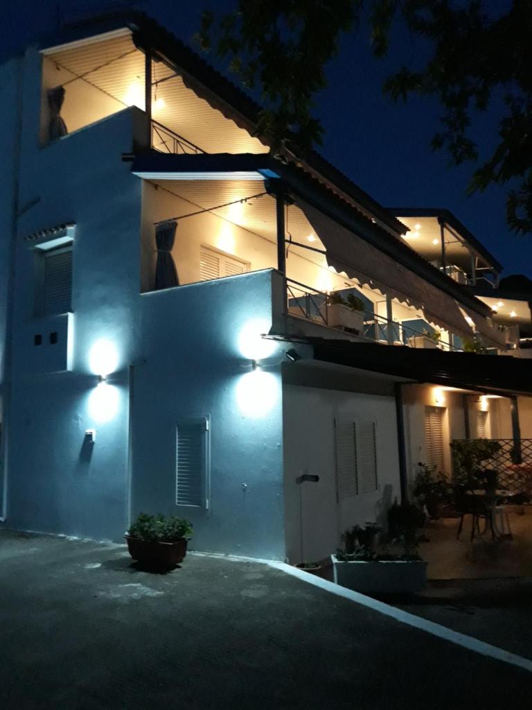 karavagelis rooms photo 1
