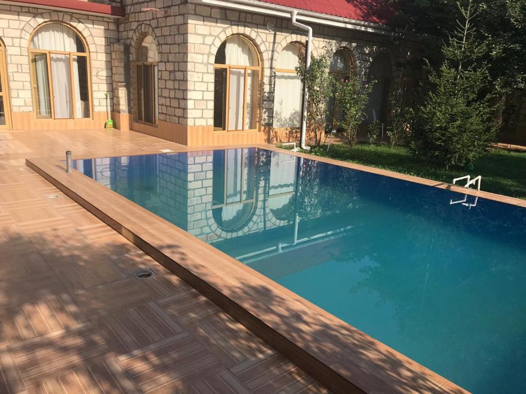 Sheki Apartments photo 3