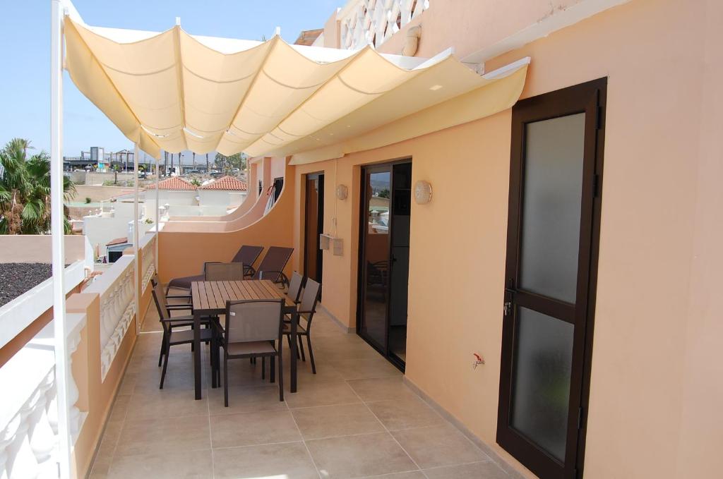 Paradise Court Las Americas WiFi Pool 57 photo 3