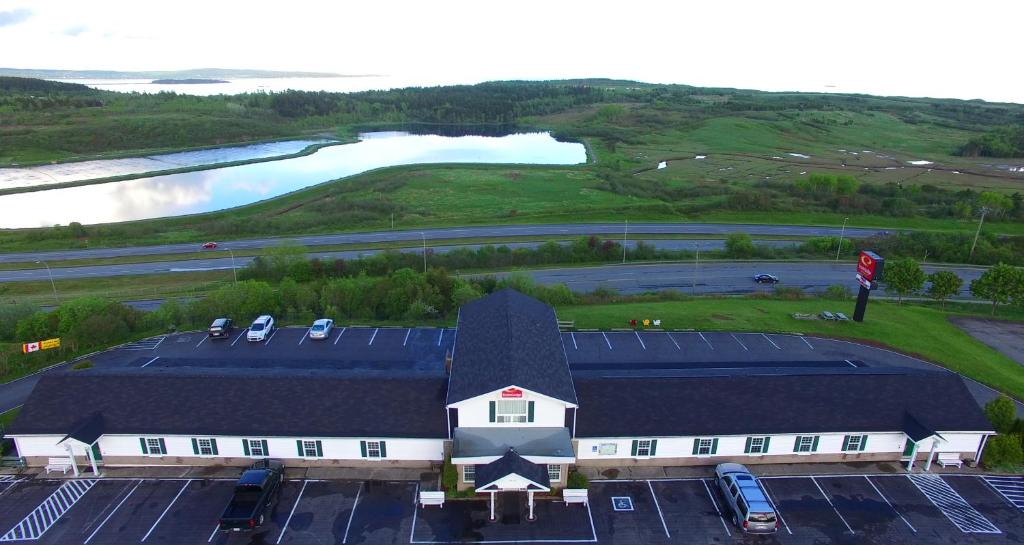 Econo Lodge Inn & Suites Saint John