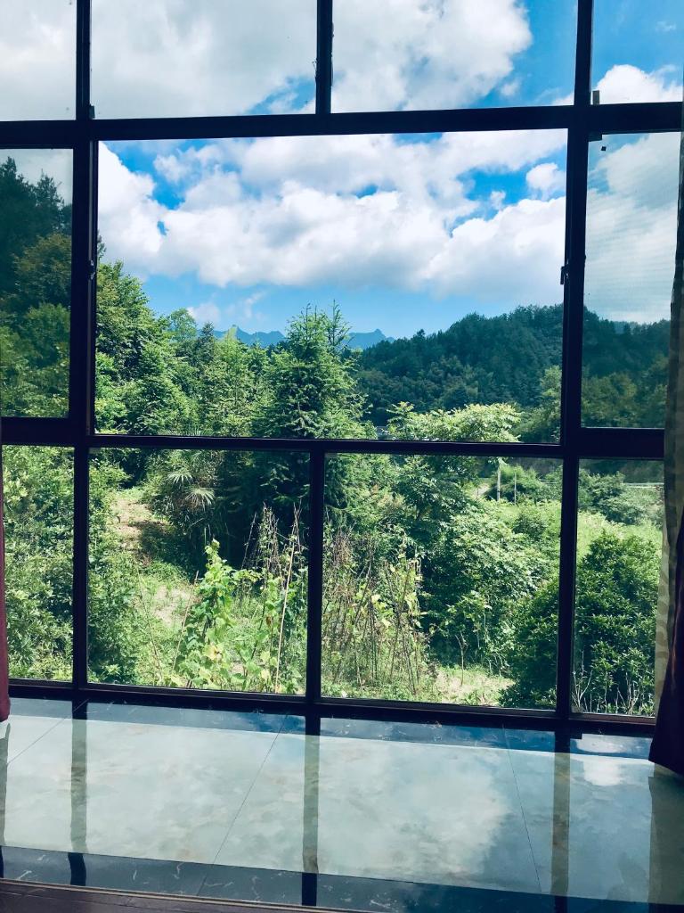 Zhangjiajie one step to heaven inn (Yangjiajie ticket office) photo 3