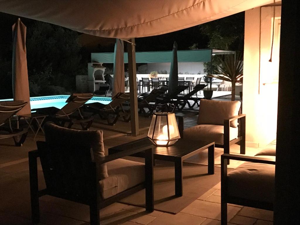 Villa Jamy Roaix avec piscine photo 4