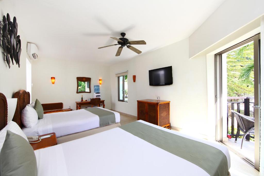 Одноместный (Улучшенный одноместный номер), Sandos Caracol Eco Resort All Inclusive