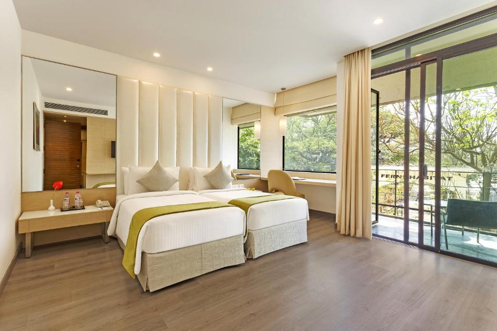 Двухместный (Club Rooms With Balcony), RBD Sarovar Portico