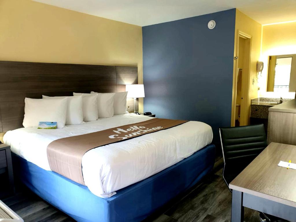 Days Inn by Wyndham Cleveland TN photo 4