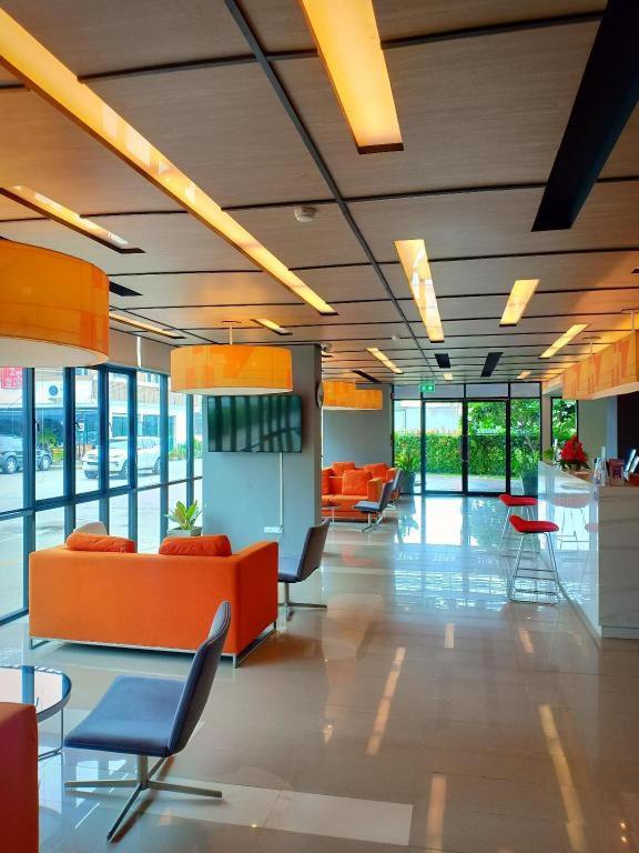 ABIZZ Hotel Lampang Airport photo 1