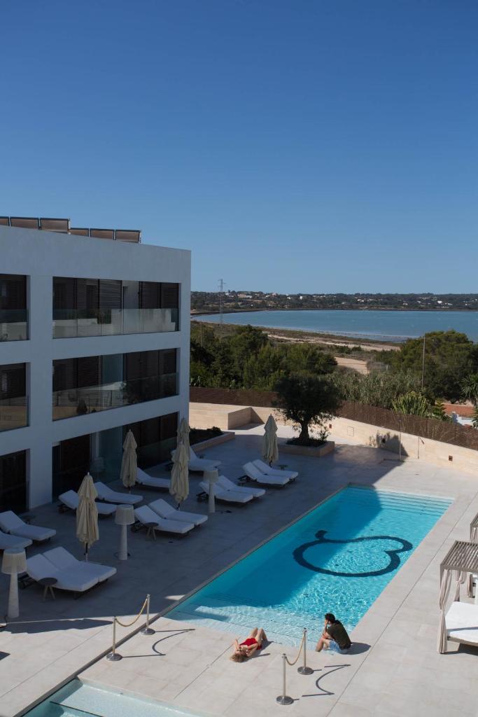 Sa Pedrera Suites & Spa - Tap to explore photos