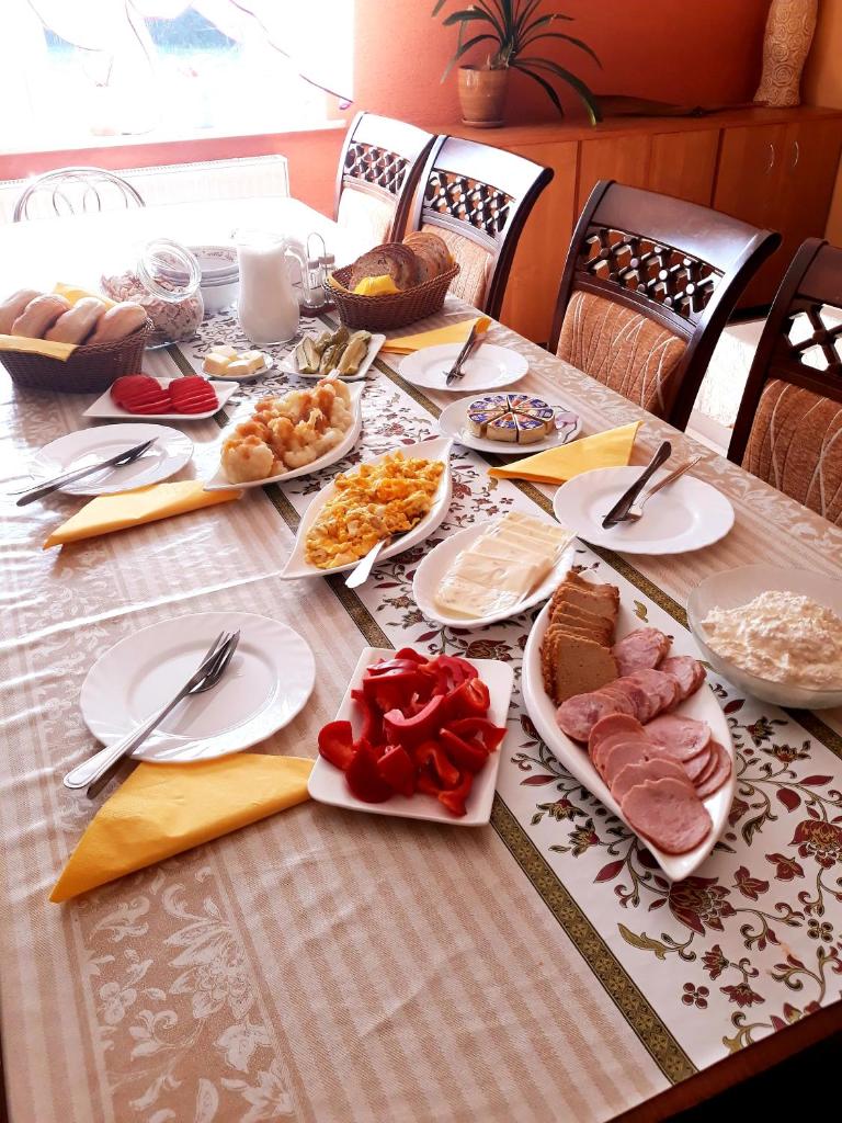Gospodarstwo Agroturystyczne Pod Lasem Maria Płazio photo 2