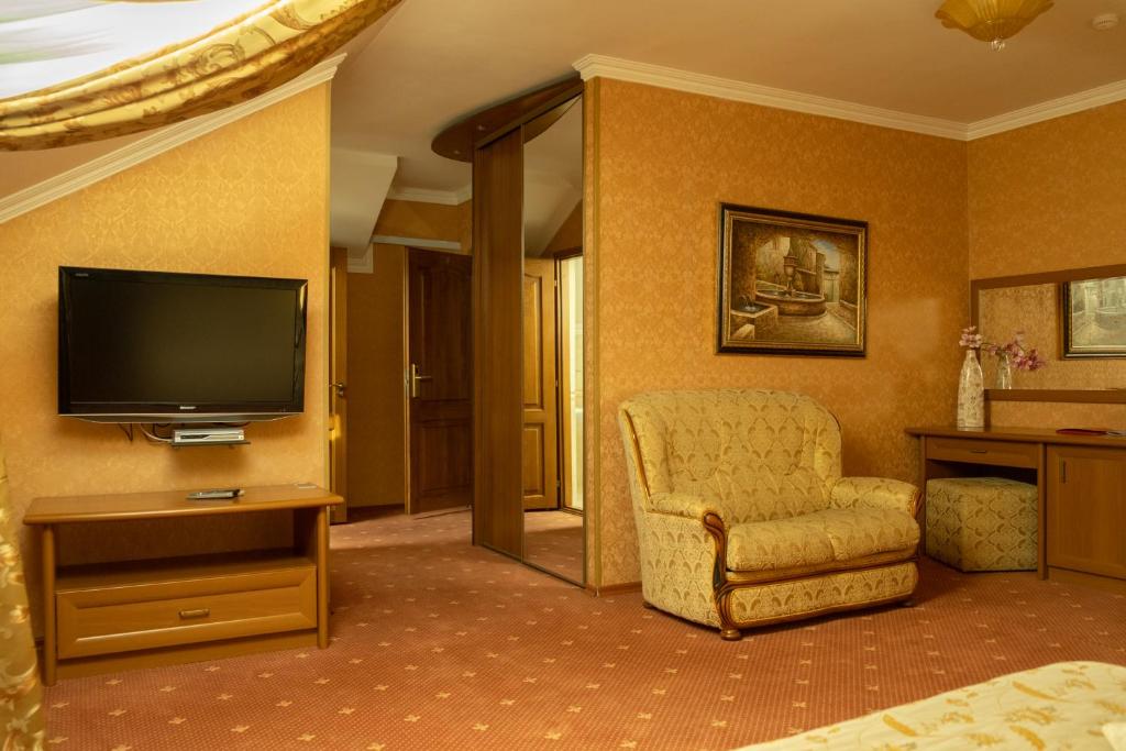 Сьюит (Двухместный номер Делюкс с 1 кроватью), Отель Diplomat Club