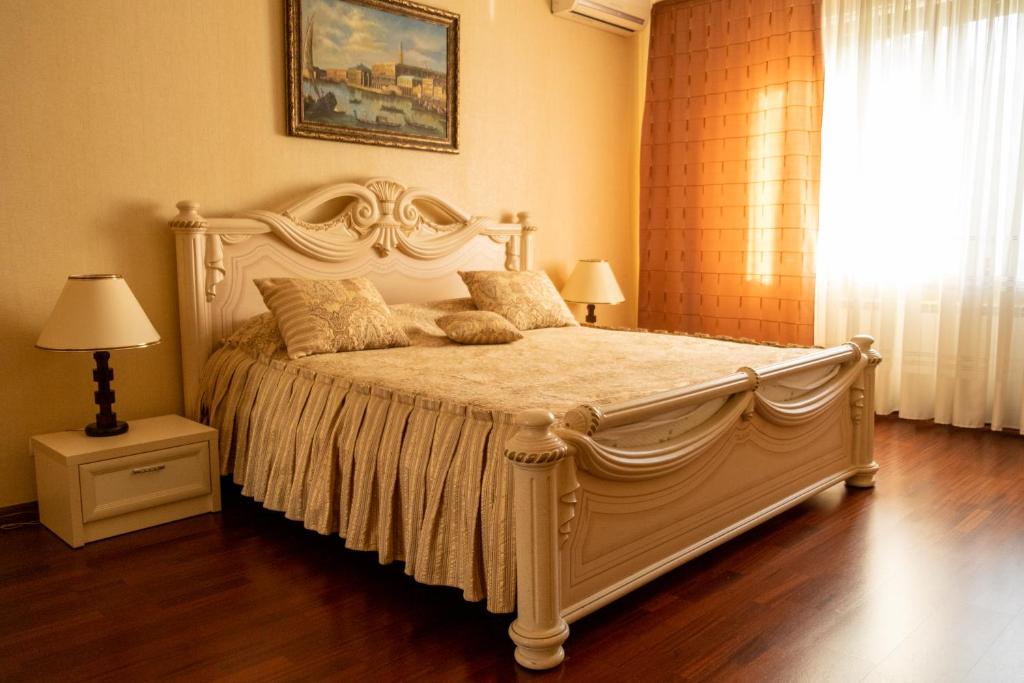 Сьюит (Полулюкс), Отель Diplomat Club