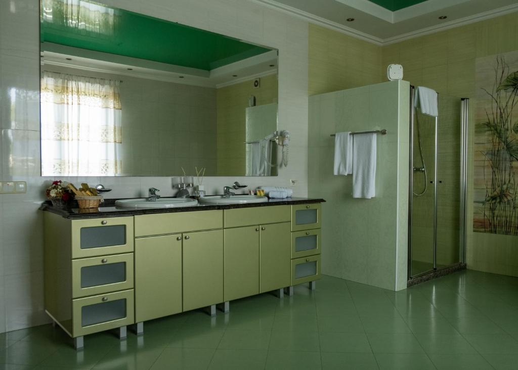 Сьюит (Полулюкс), Отель Diplomat Club