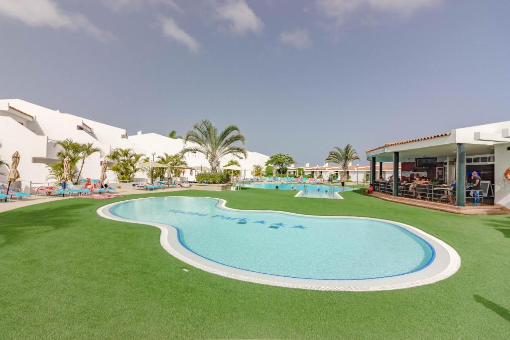 Huge Sunny Terrace Heated Pool Costa Adeje