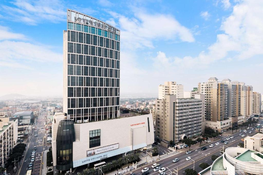 LOTTE City Hotel Jeju photo 3