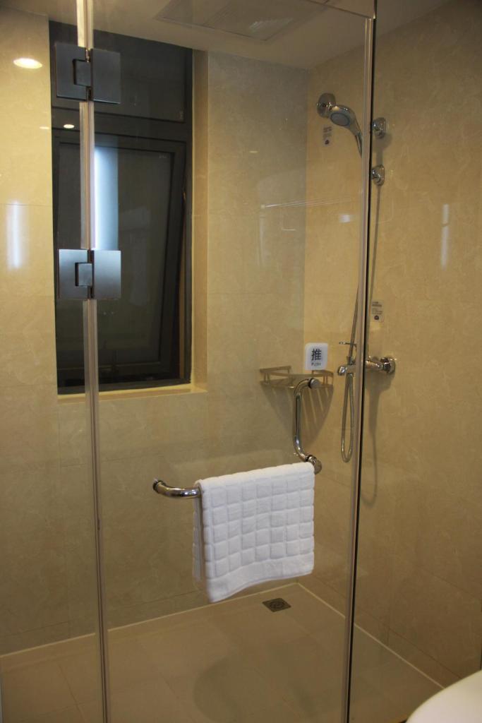 Двухместный (Улучшенный двухместный номер с 1 кроватью), Starway Tianlin Hotel