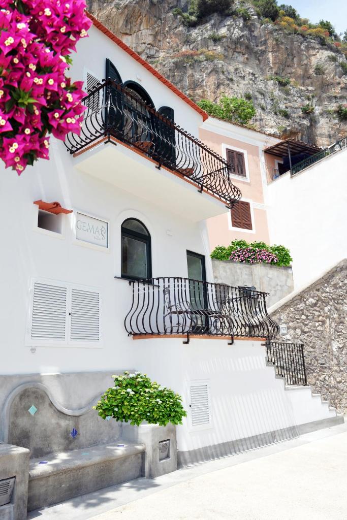 Gema Suites
