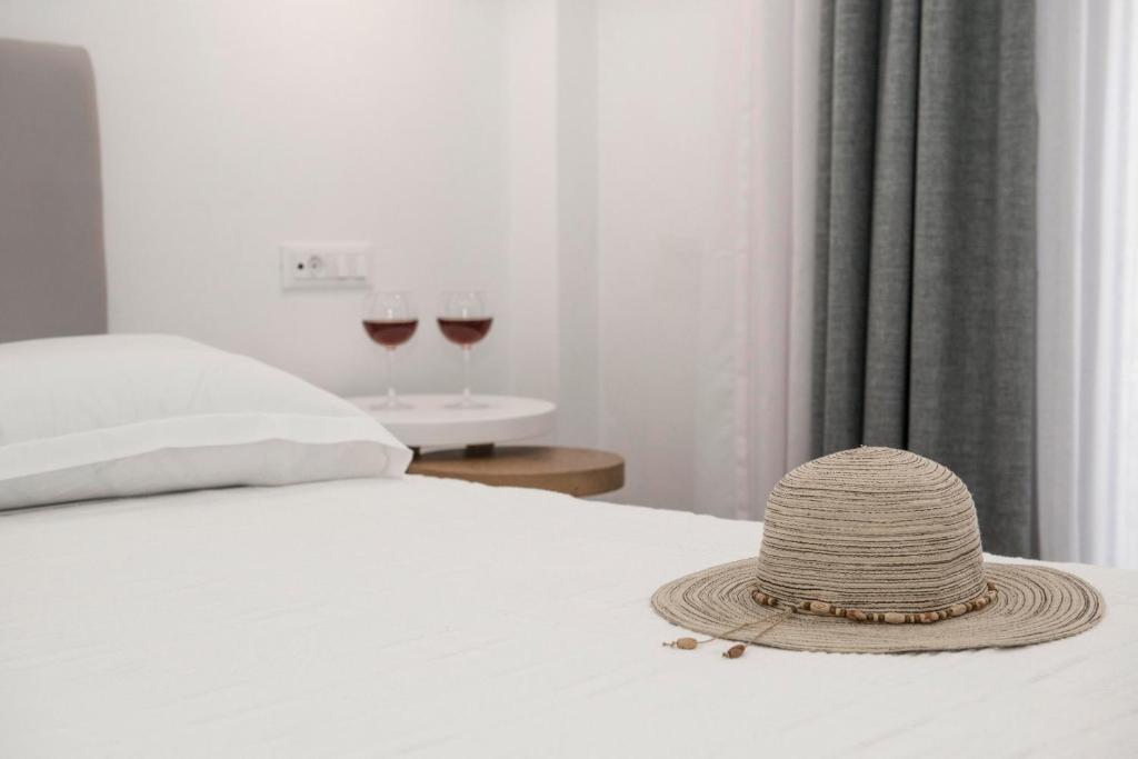 Двухместный (Standard Double or Twin Room Semi-basement), casabella
