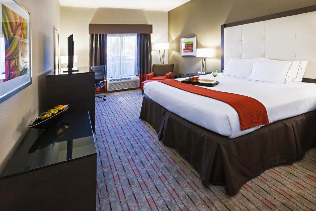 Holiday Inn Express Frisco Legacy Park Area, an IHG Hotel photo 1