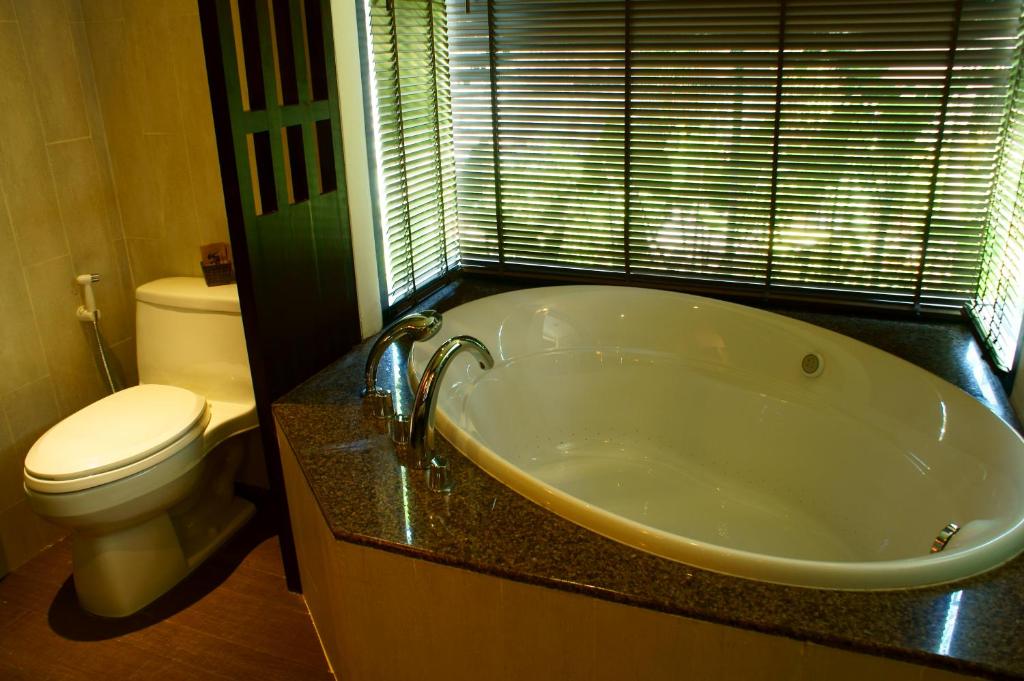 Двухместный (Двухместный номер «Премьер» с 1 кроватью), Отель The Elements Krabi Resort