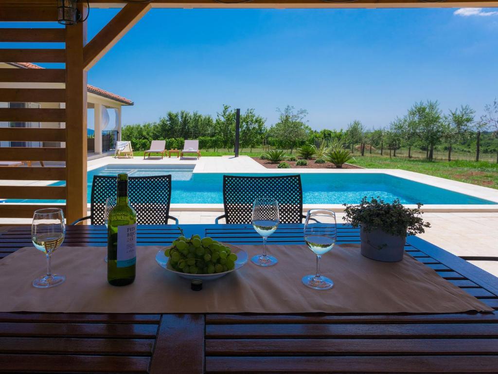 Holiday Home Eugen by Interhome photo 1