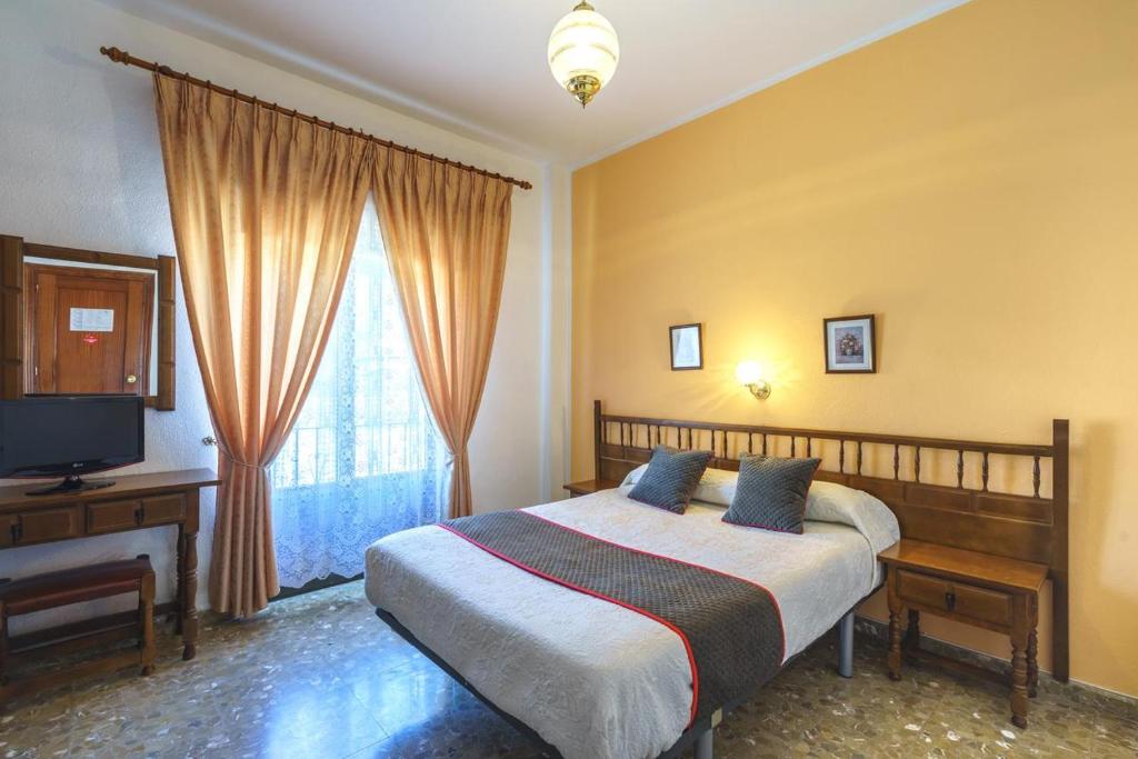 HOTEL RESTAURANTE MOYA photo 2