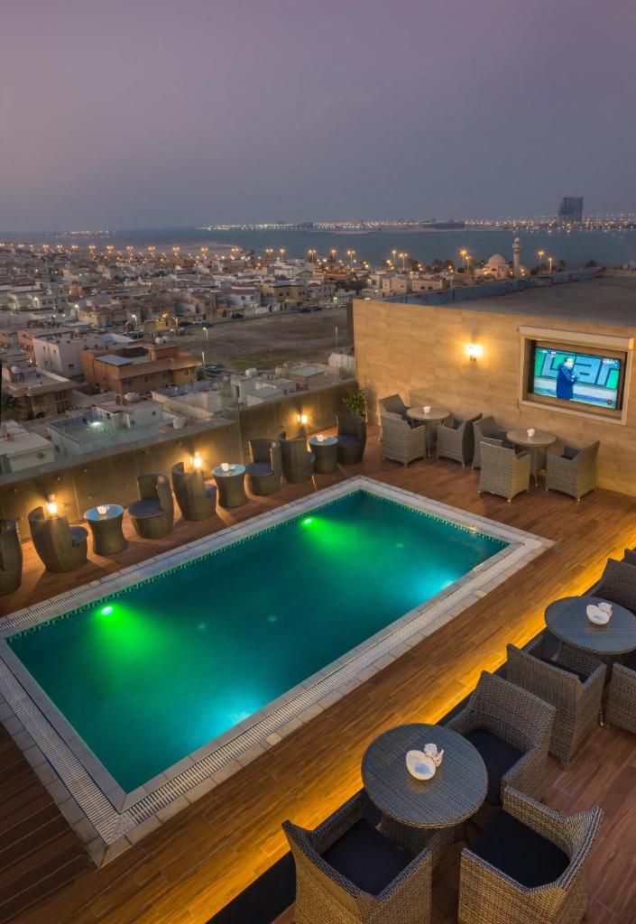 Naviti Warwick Dammam photo 2