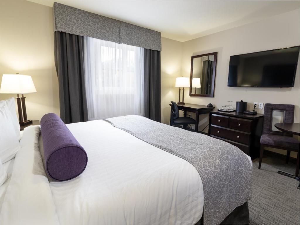 The Kanata by BCMInns Blairmore photo 4