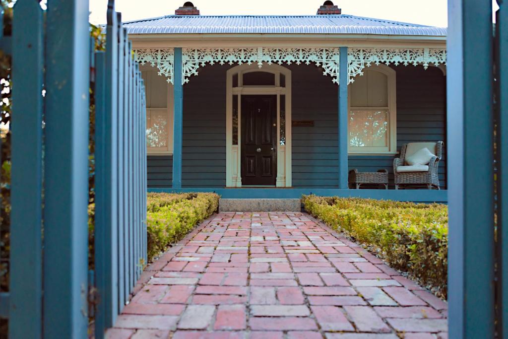 Belmont at Beechworth 2 bedrooms, 2 bathrooms, 2 couples photo 1