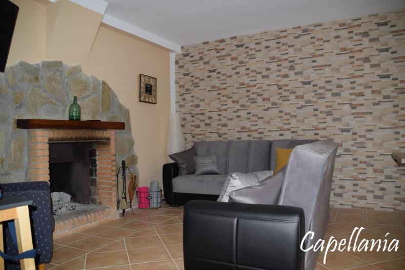 CASA CAPELLANIA-chalet con piscina junto a Madrid photo 3