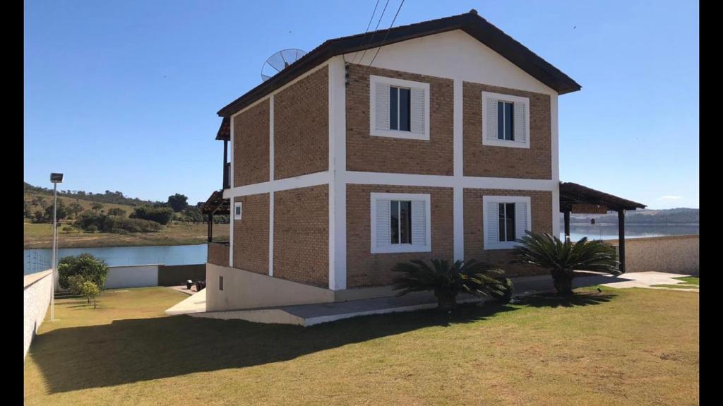 Casa de Campo às margens do lago de furnas photo 1