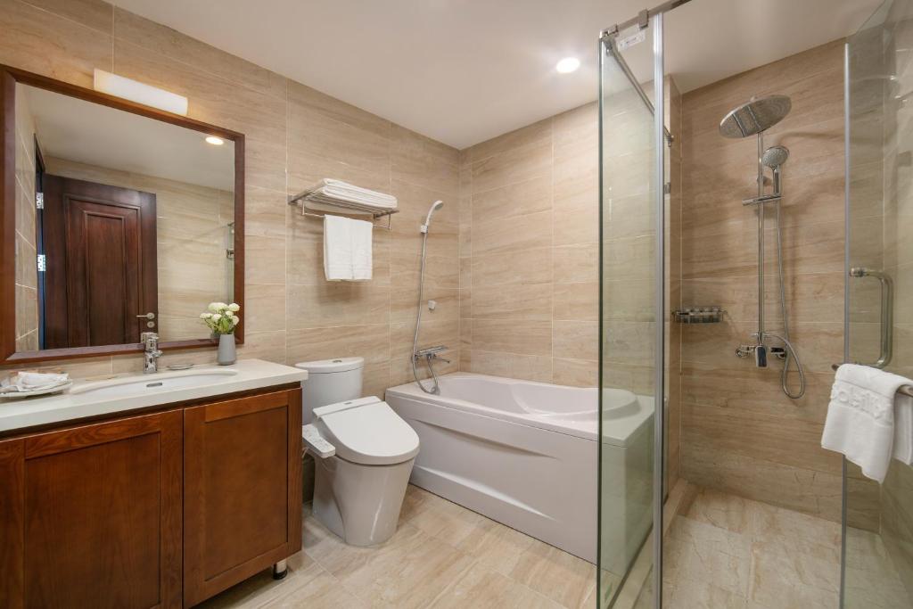 Сьюит (Suite - Free Check in From 10 a.m), KEGON Hotel
