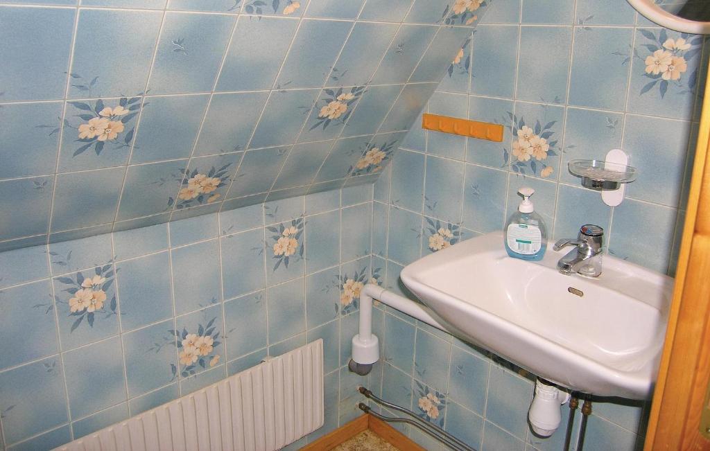 Awesome Home In Kalv With 2 Bedrooms And Wifi photo 1
