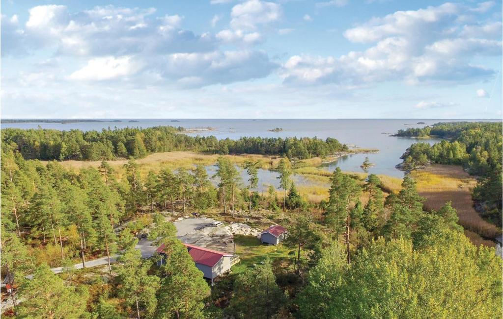 Beautiful Home In nimskog With 3 Bedrooms And Wifi