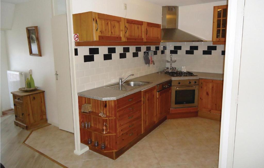 Stunning Apartment In Paesens With 2 Bedrooms And Wifi photo 3