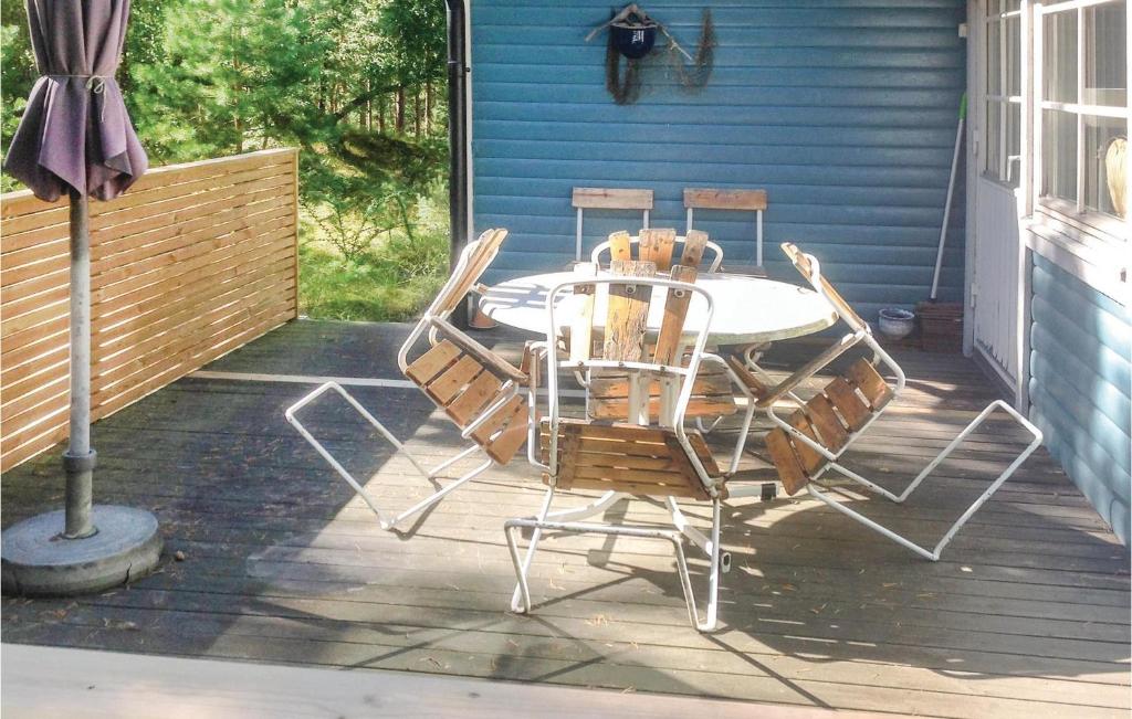 Amazing Home In Yngsj With 2 Bedrooms photo 4