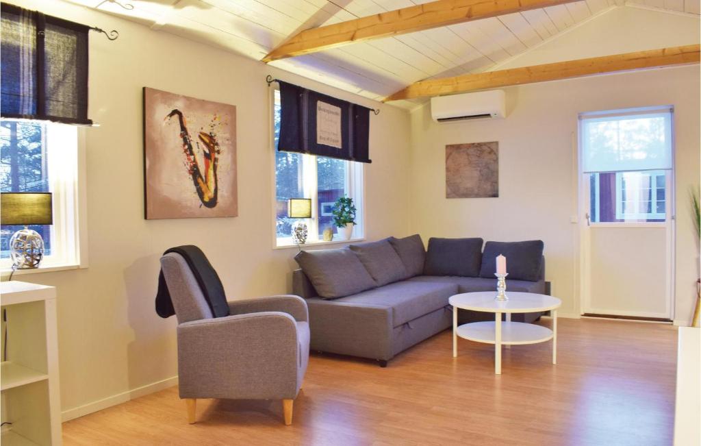 Stunning Home In Timmernabben With 3 Bedrooms And Wifi photo 2