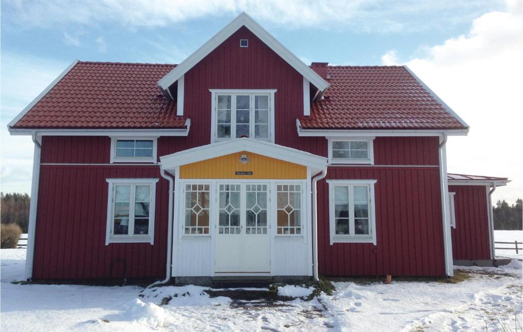 Amazing Home In Skillingaryd With 6 Bedrooms And Wifi photo 2