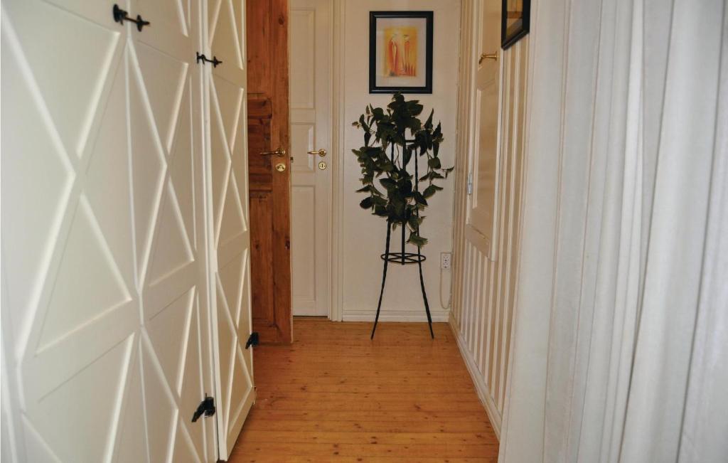 Nice Home In Mellerud With 2 Bedrooms photo 4