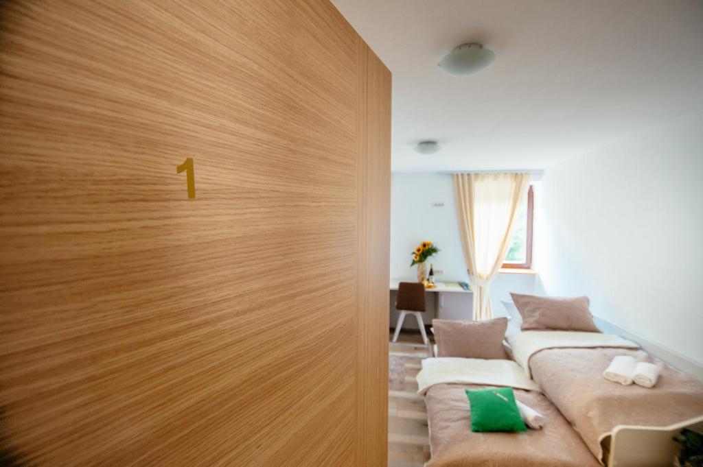 Sunny Rooms photo 1