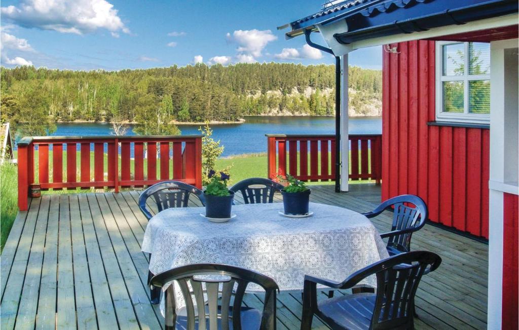 Stunning Home In Hemnes With 3 Bedrooms