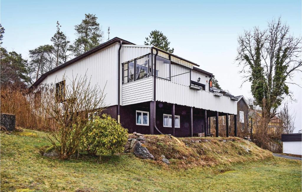 Amazing Home In Ankarsrum With 3 Bedrooms