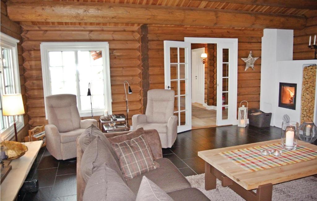 Stunning Home In Hovet With 3 Bedrooms photo 3